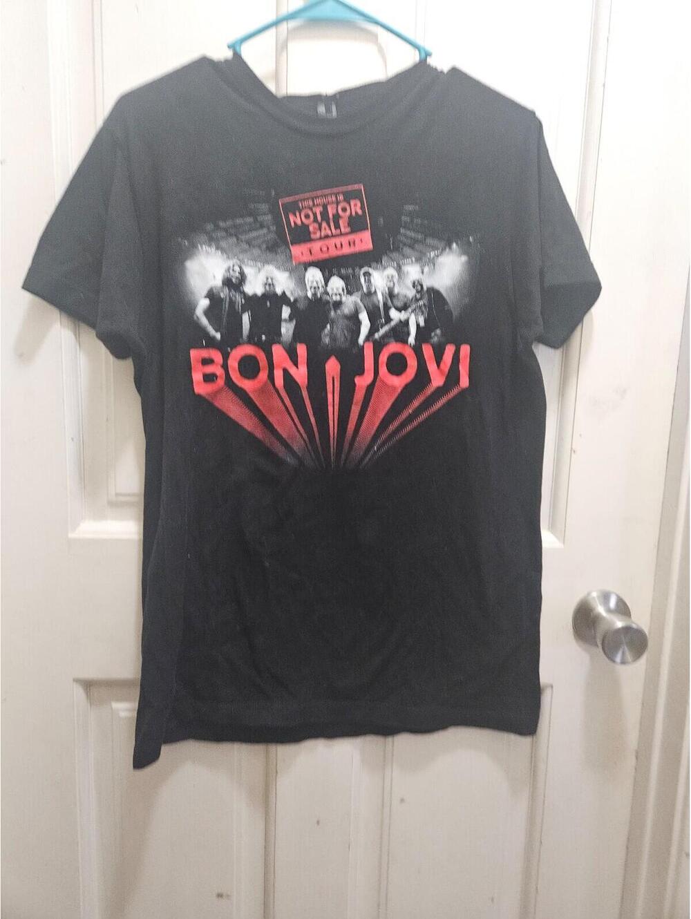 Bonjovi concert tour Black T shirt 2018 sz Medium